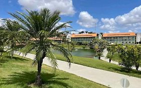Flat Luxo no Villa Hipica Resort em Gravata - 705 Locarhouse
